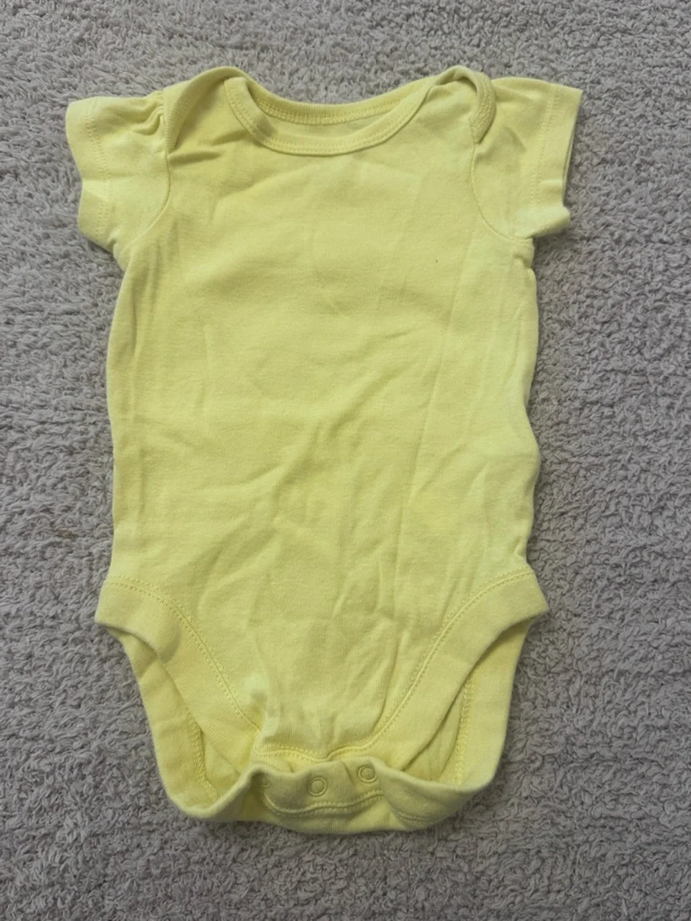 3pc Baby Girl Onesies 0–3M | Simple Joys Carter’s + Bundles Pastel Set - Picture 4 of 7
